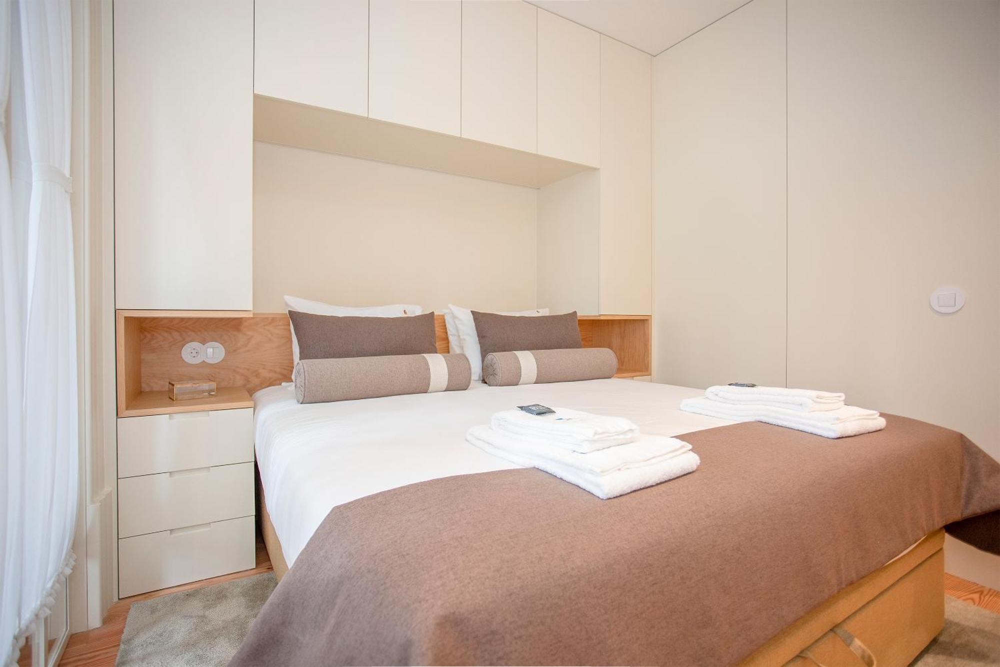 Liiiving In Porto - Cedofeita Charming Apartment Buitenkant foto